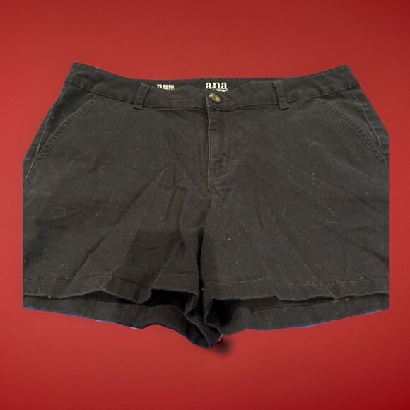 Bundle Of 4 Pairs Women’s Shorts Size 12 Assorted Brands GUC - Picture 5 of 13